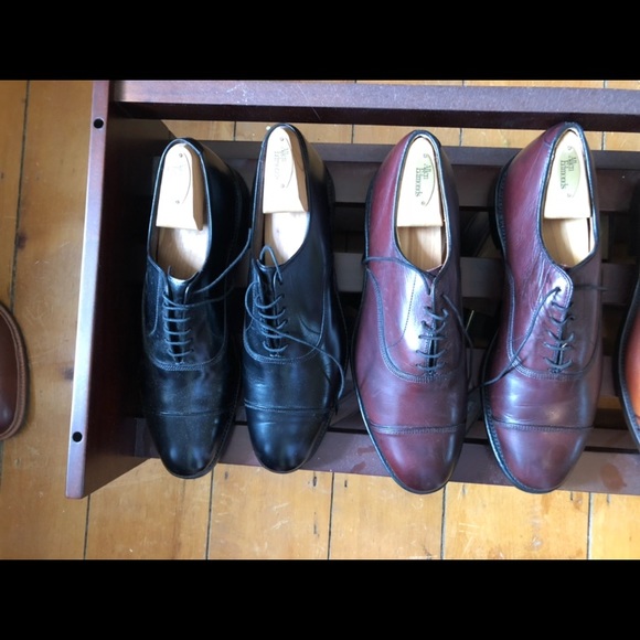 Allen Edmonds shoes - Picture 2 of 3